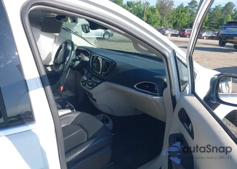 2024 Chrysler Pacifica Touring L из США, поврежденный, VIN 2C4RC1BG3RR123230